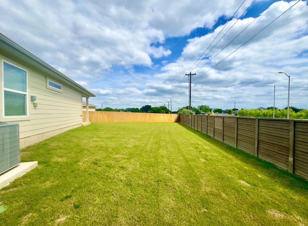 413 Abbey Ln - Photo 17
