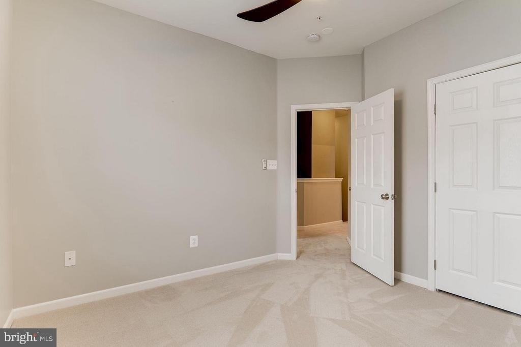 1739 Theale Way - Photo 10