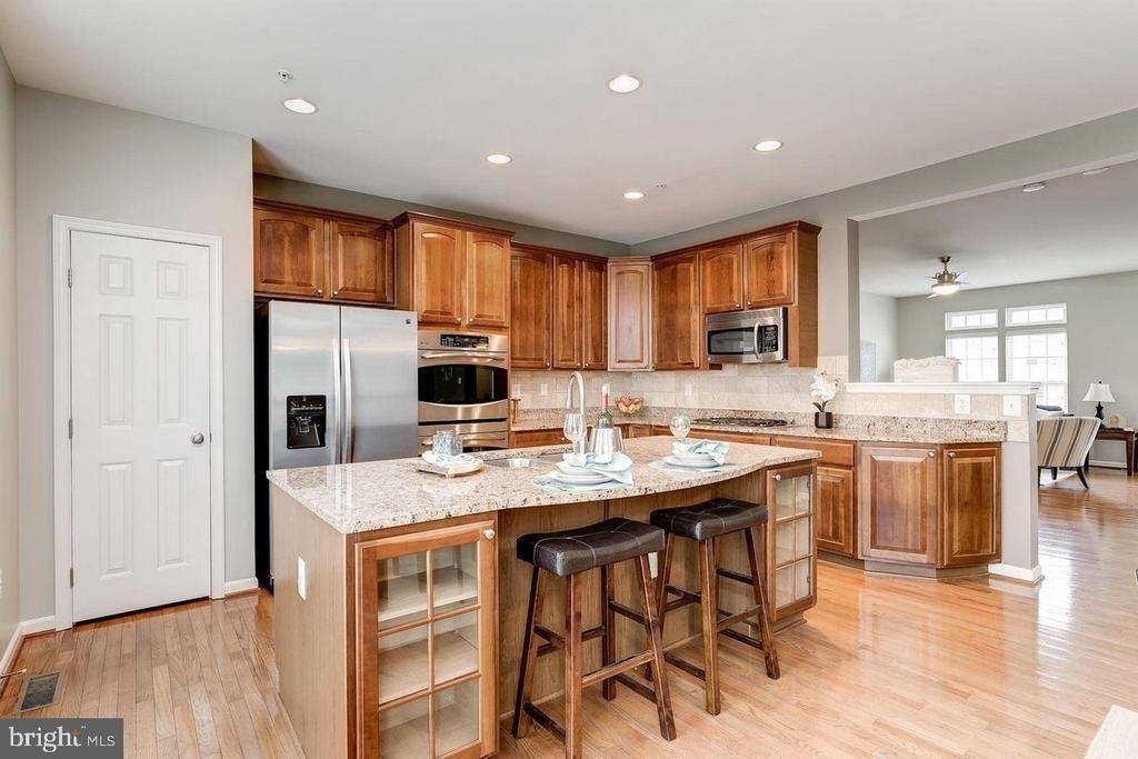 1739 Theale Way - Photo 8