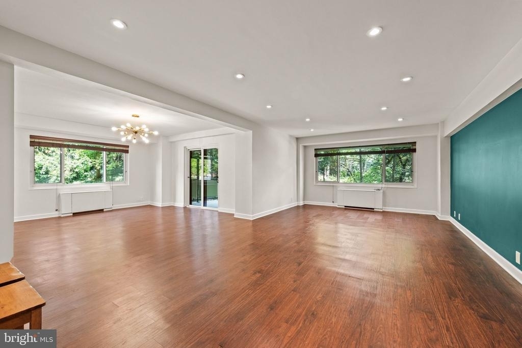 4201 Cathedral Avenue Nw - Photo 3