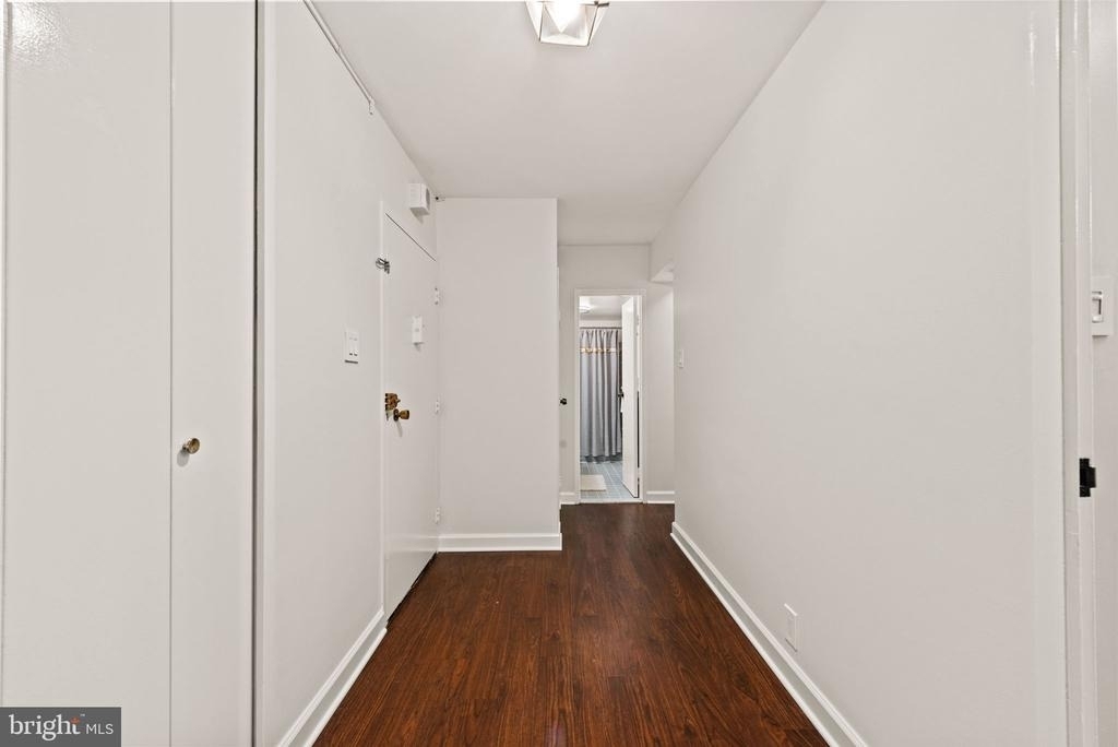 4201 Cathedral Avenue Nw - Photo 15