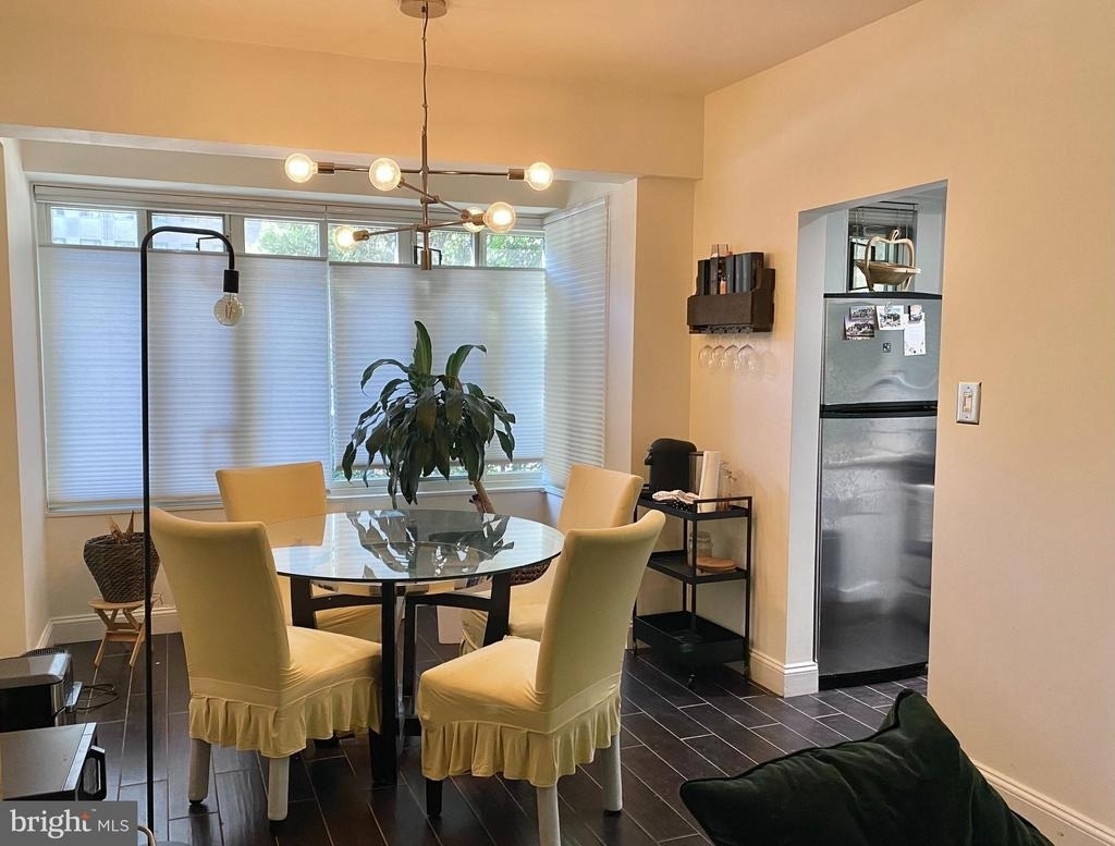 1727 Massachusetts Avenue Nw - Photo 1