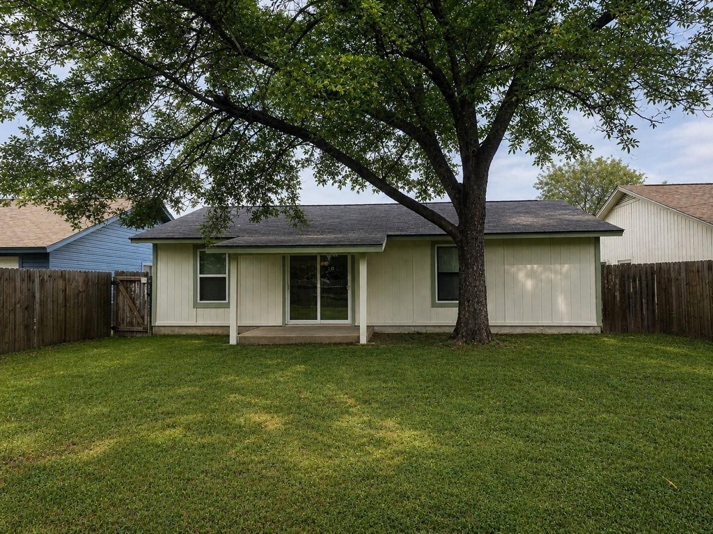 104 E Eggleston St - Photo 16