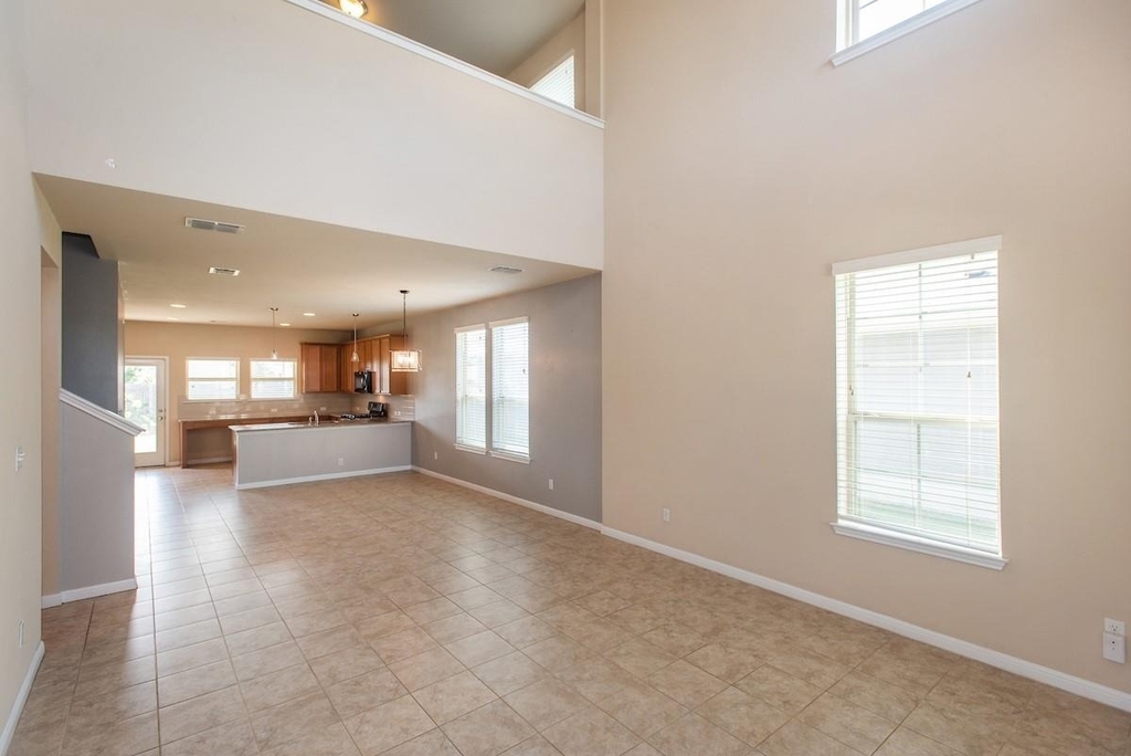 8113 Rosano St - Photo 3