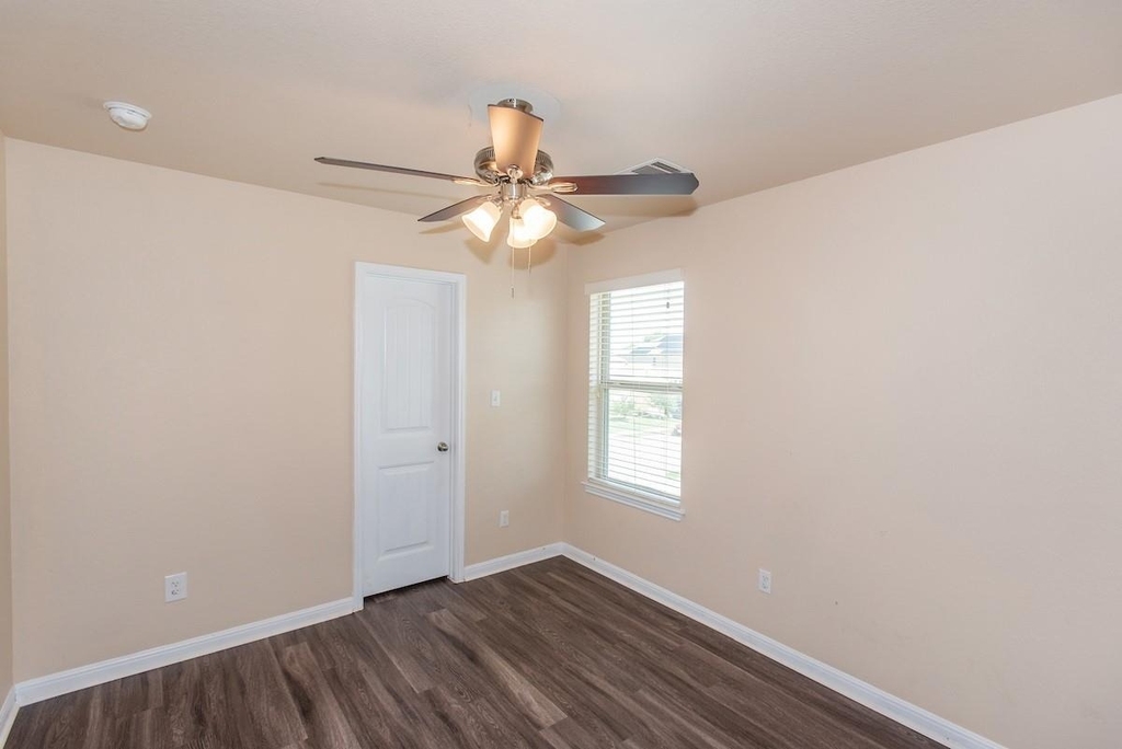 8113 Rosano St - Photo 24