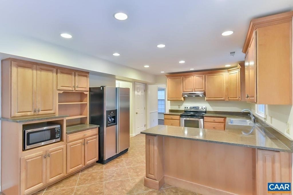 1012 Wildmere Pl - Photo 12
