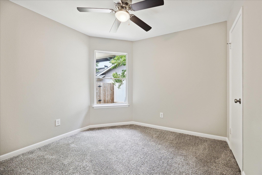 12804 Humphrey Dr - Photo 7