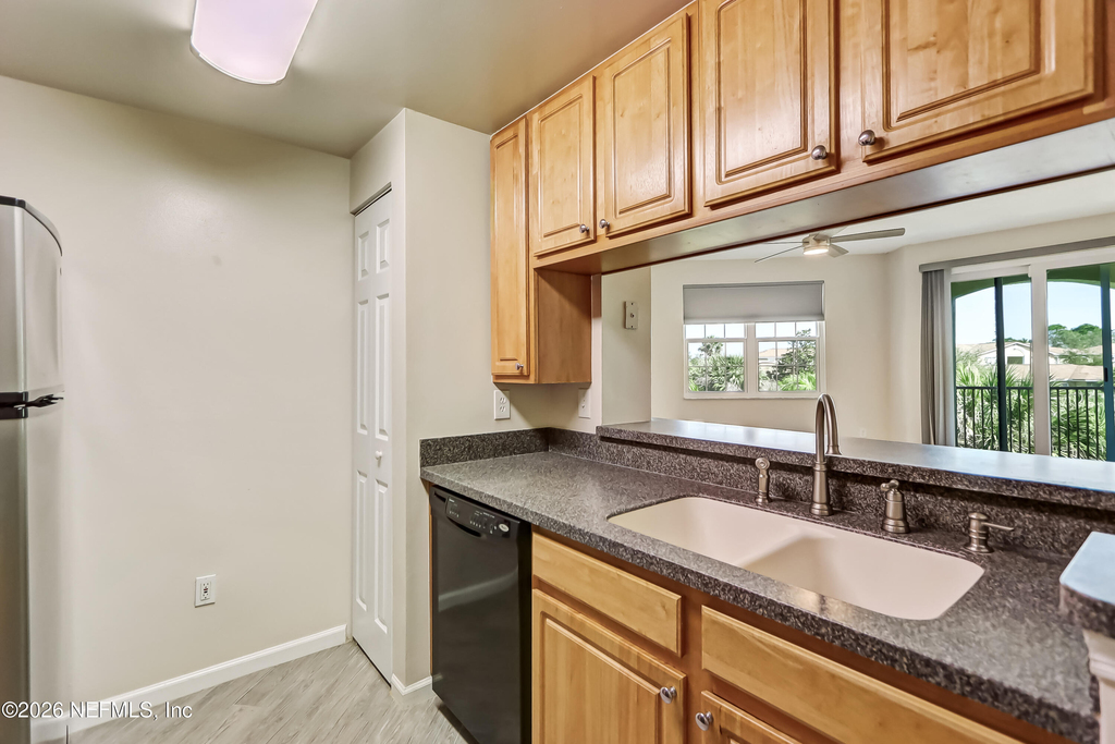 3015 Aqua Vista Lane - Photo 5