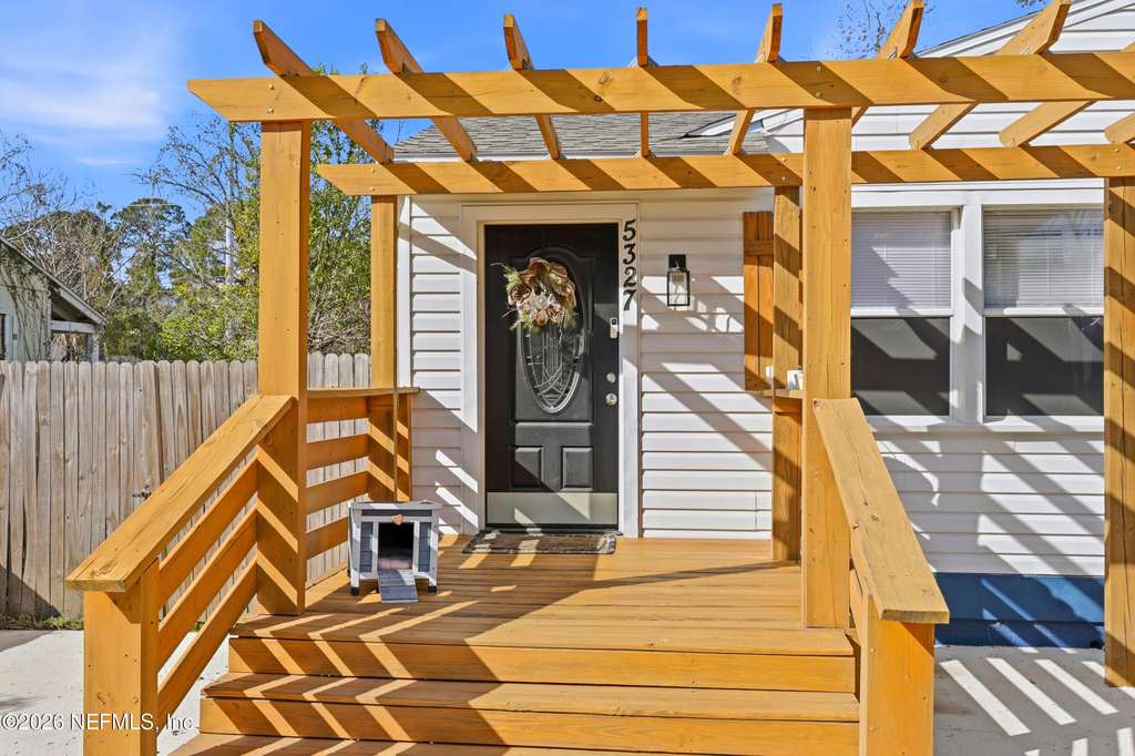 5327 Lexington Avenue - Photo 1
