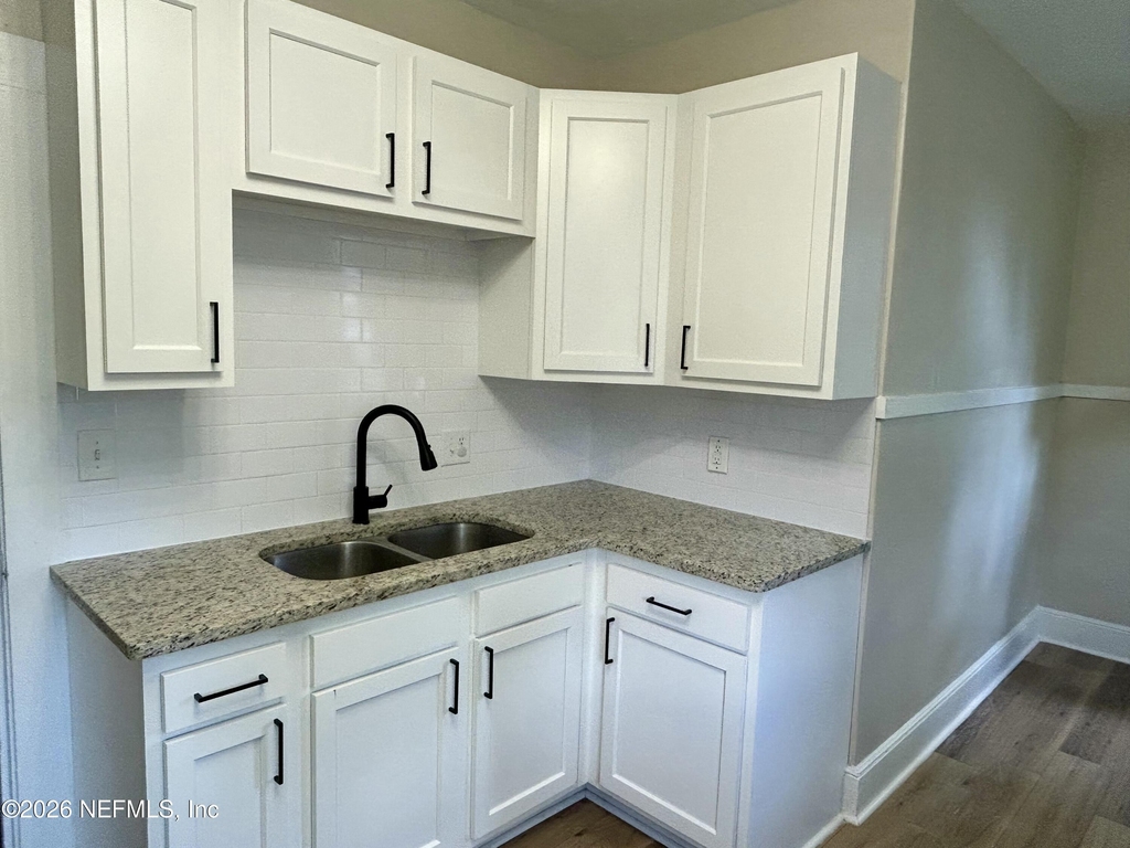 1556 Dancy Street - Photo 5