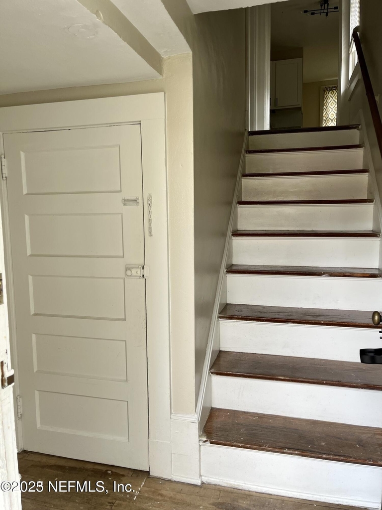 1556 Dancy Street - Photo 2