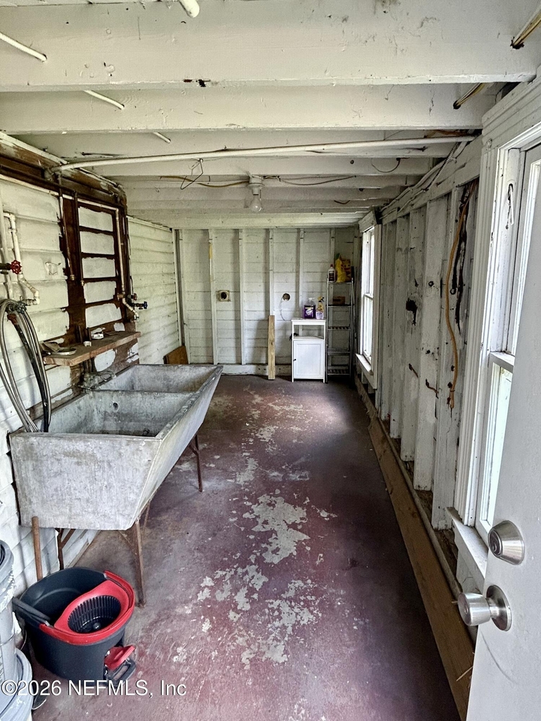 1556 Dancy Street - Photo 15