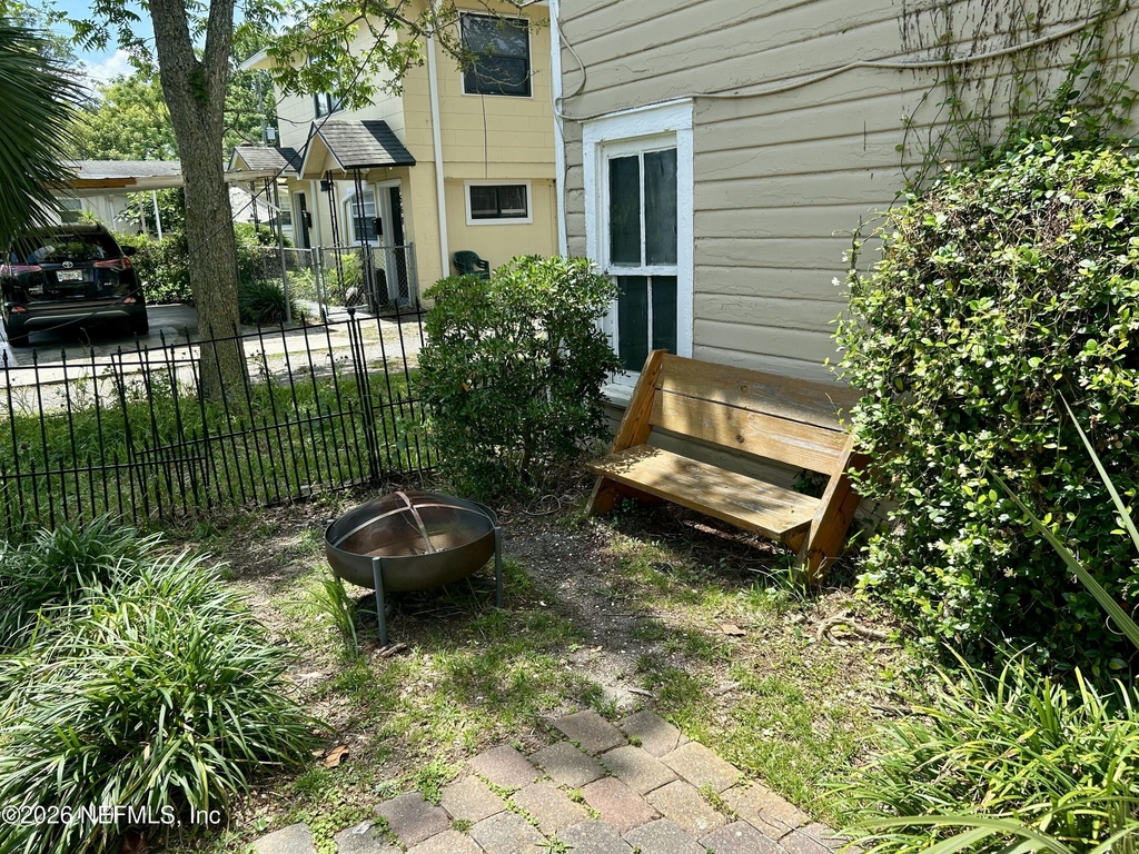 1556 Dancy Street - Photo 0