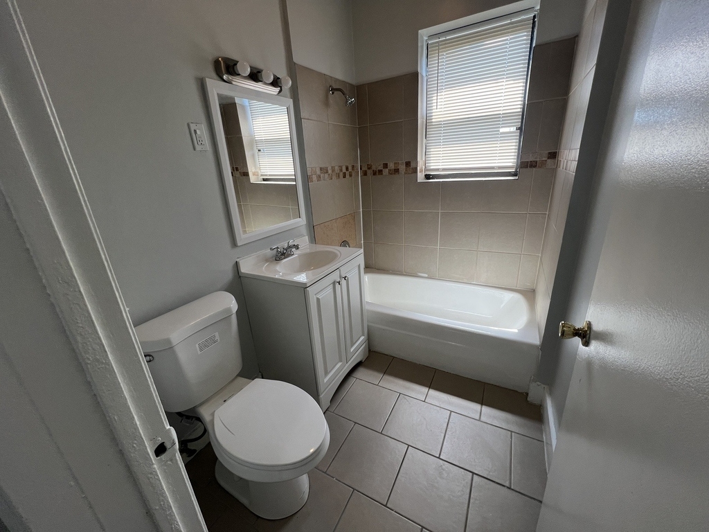 71 E 69th Street - Photo 5