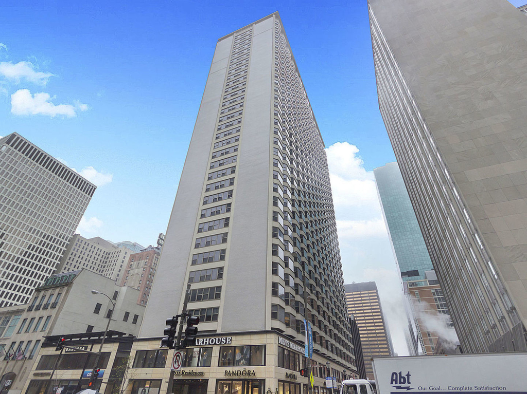 535 N Michigan Avenue - Photo 0