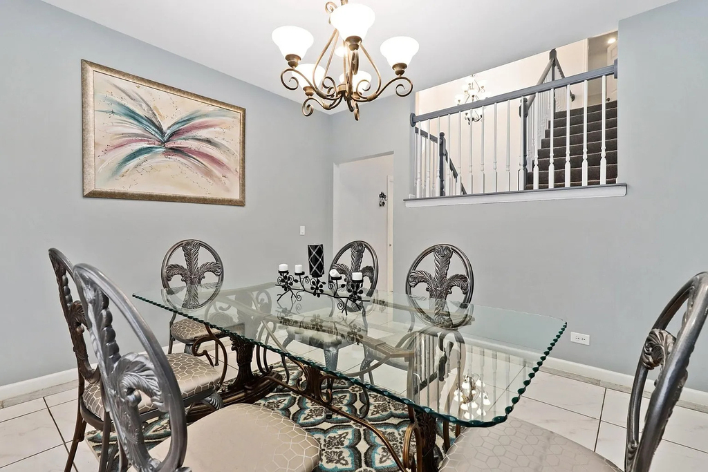 520 N Veterans Parkway - Photo 5