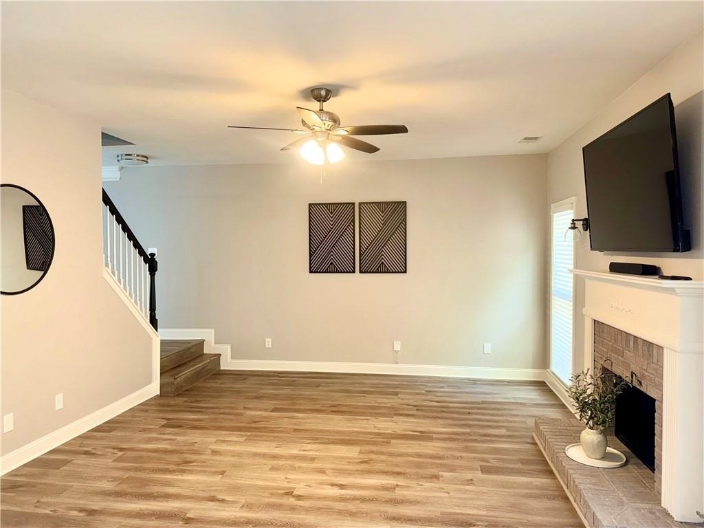 2887 Montview Drive - Photo 6