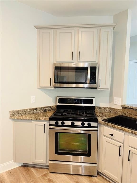 2887 Montview Drive - Photo 8