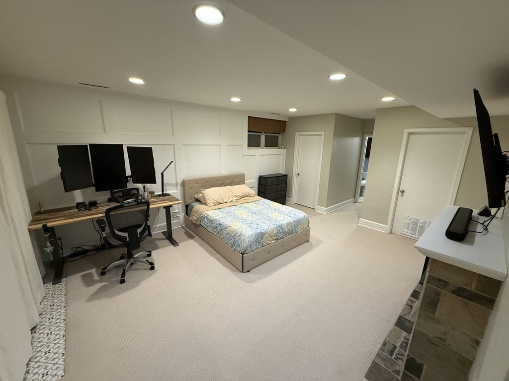1455 W Wolfram Street - Photo 6