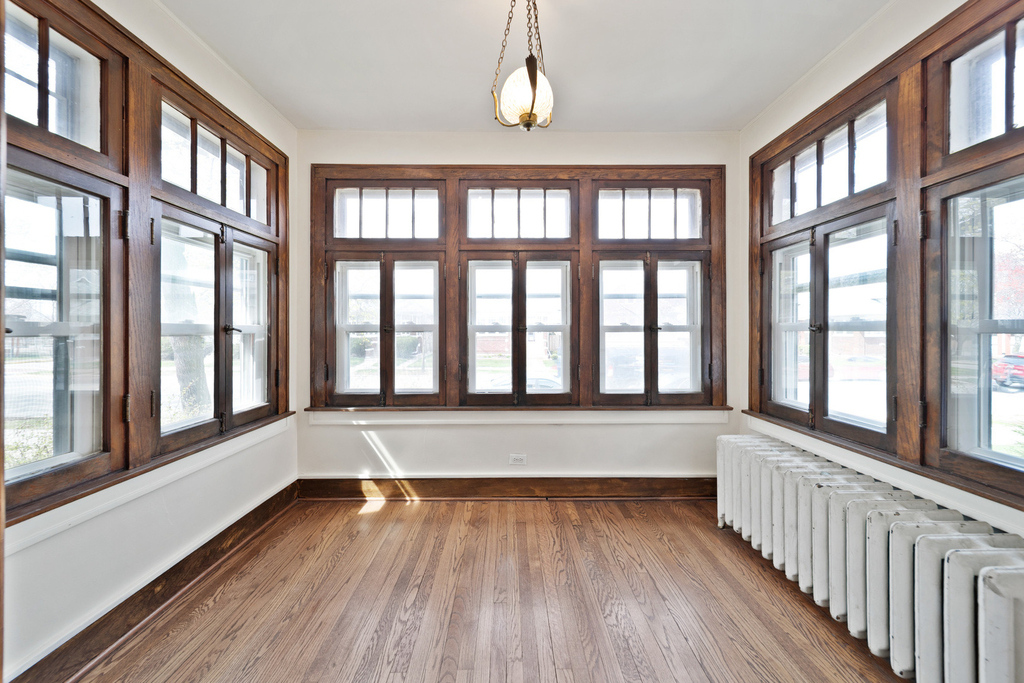 616 Circle Avenue - Photo 2