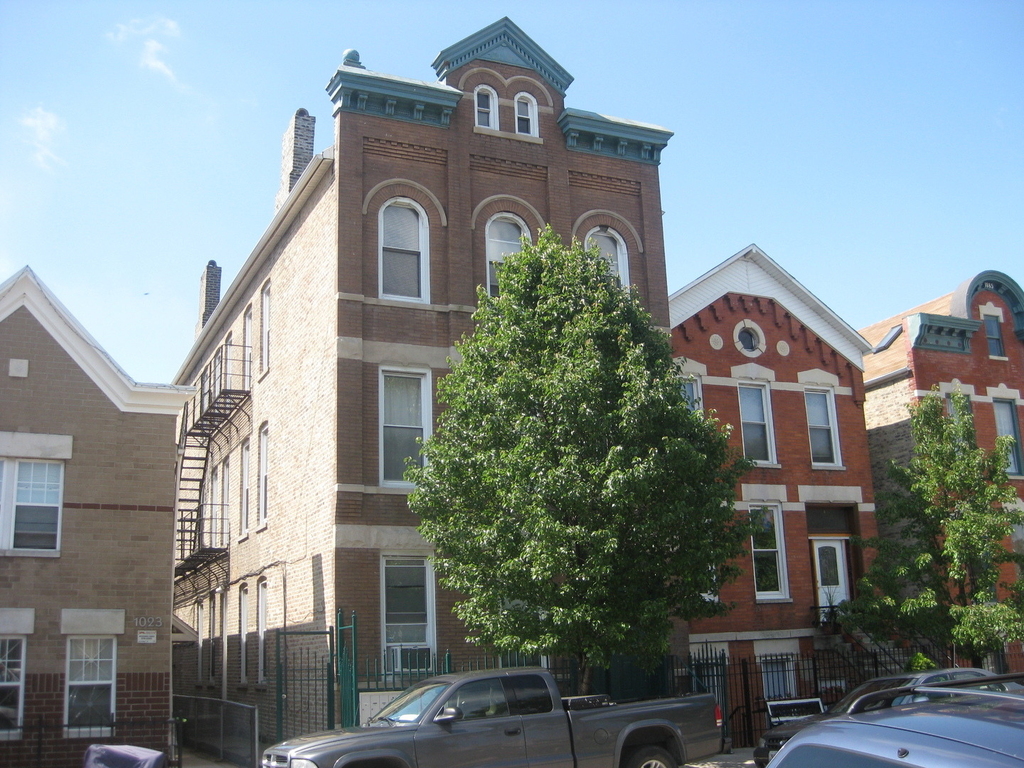 1025 W Cullerton Street - Photo 0