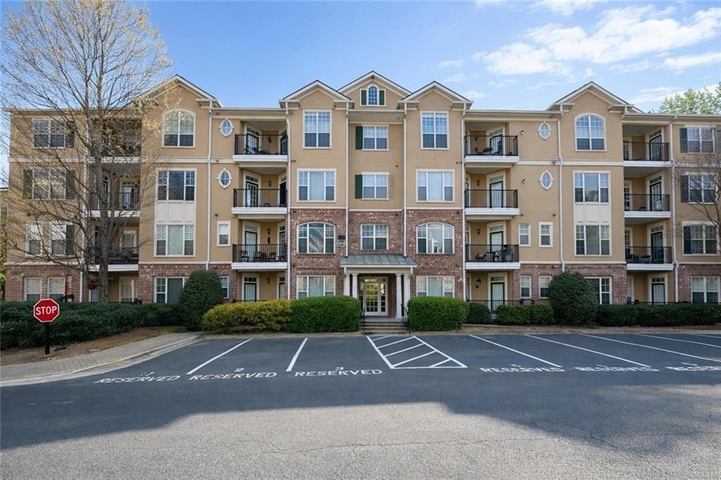 4107 Stratford - Photo 1