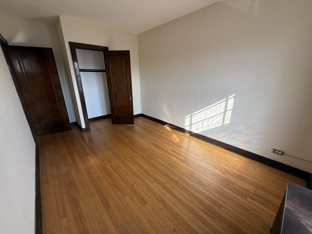 6645 W 21st Street - Photo 4