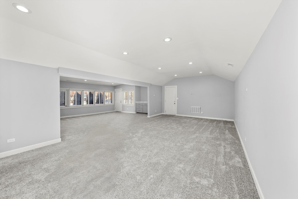 11731 S Bell Avenue - Photo 11