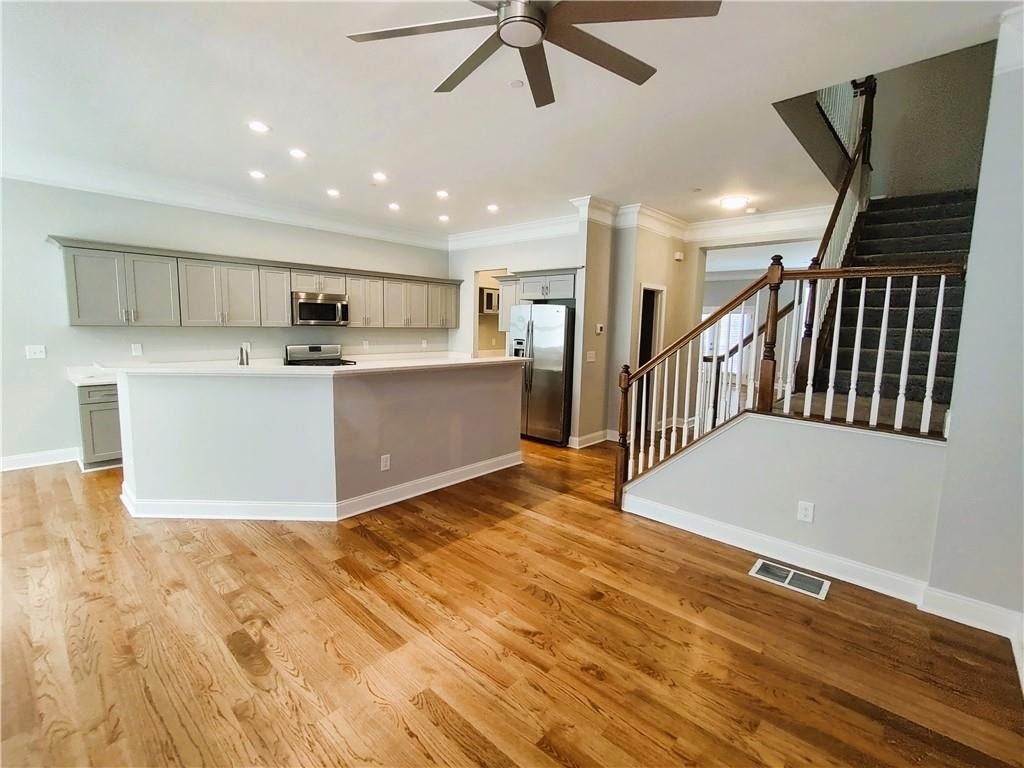 211 Creekway Crossing Se - Photo 5
