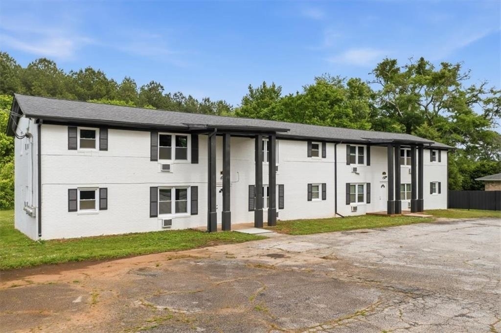 610 N College Drive - Photo 1