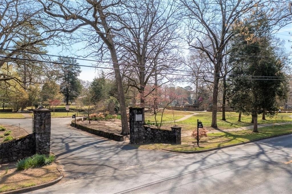 608 N College Drive - Photo 32