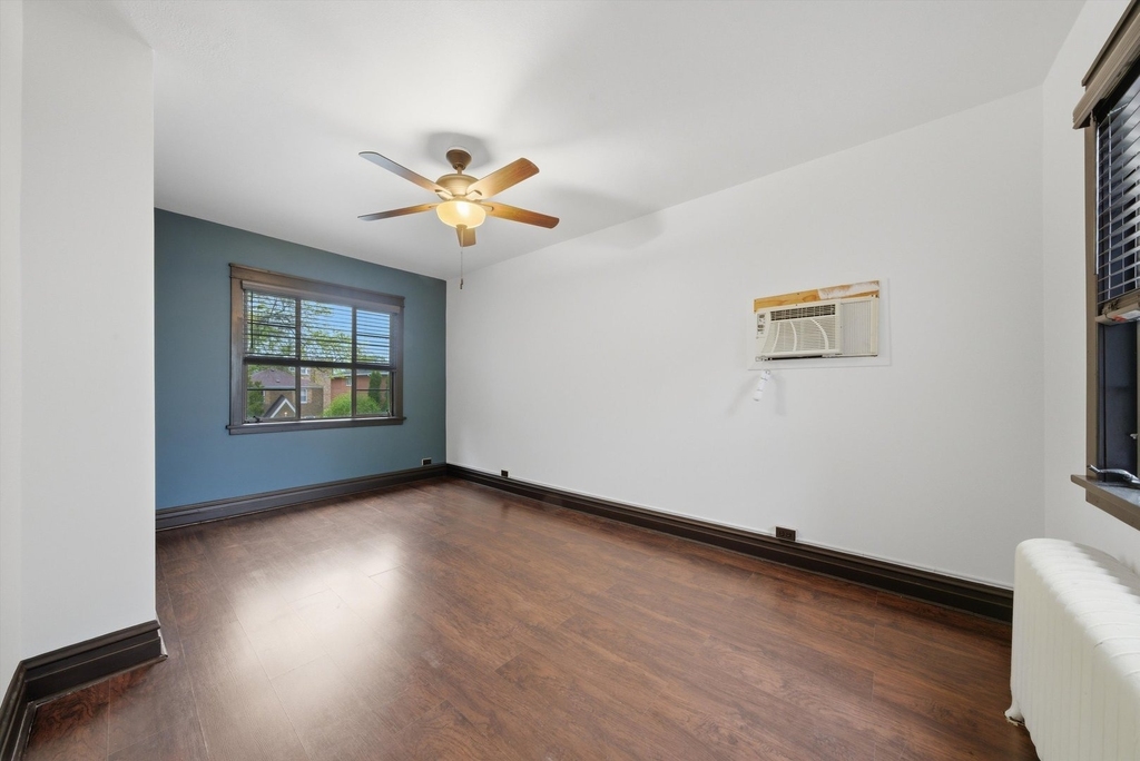 3248 Maple Avenue - Photo 8
