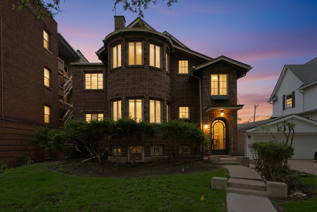 3248 Maple Avenue - Photo 1