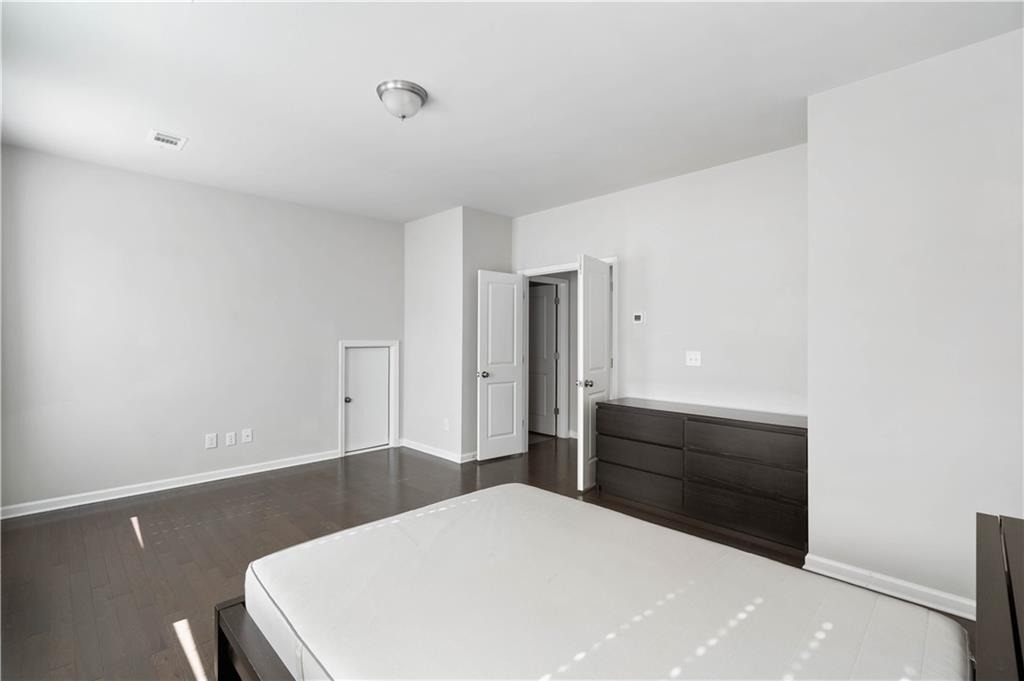 1302 Harris Way - Photo 18