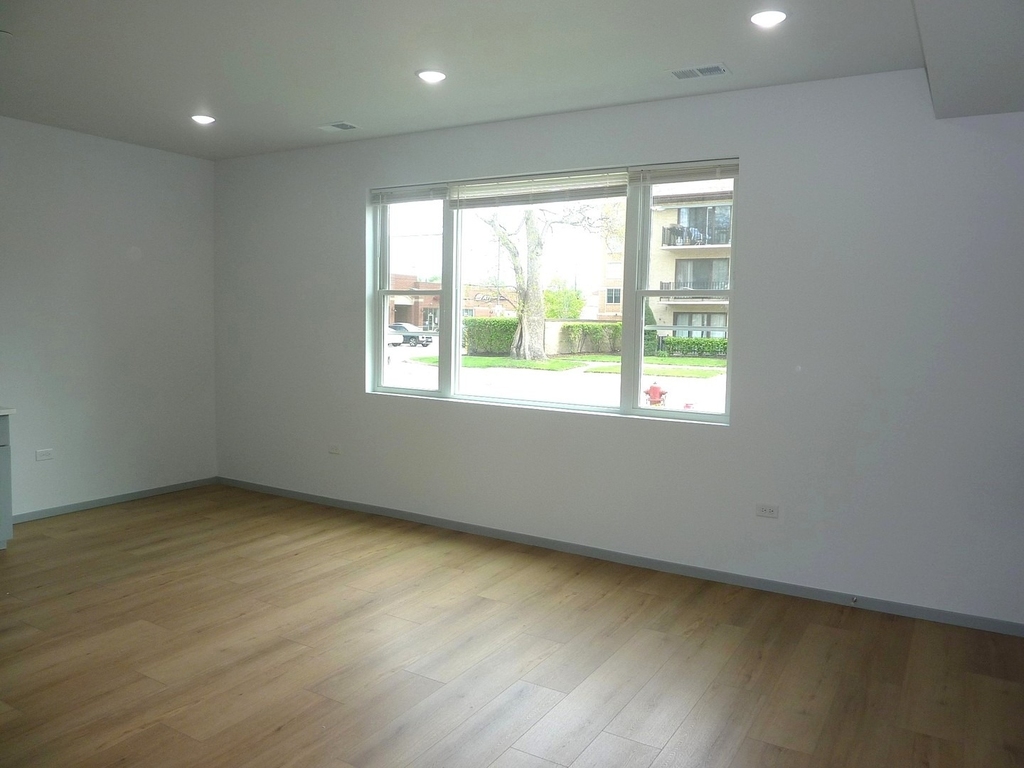 9522 S 53rd Avenue - Photo 3