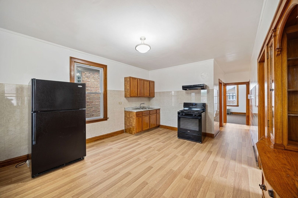 4749 S Keeler Avenue - Photo 4