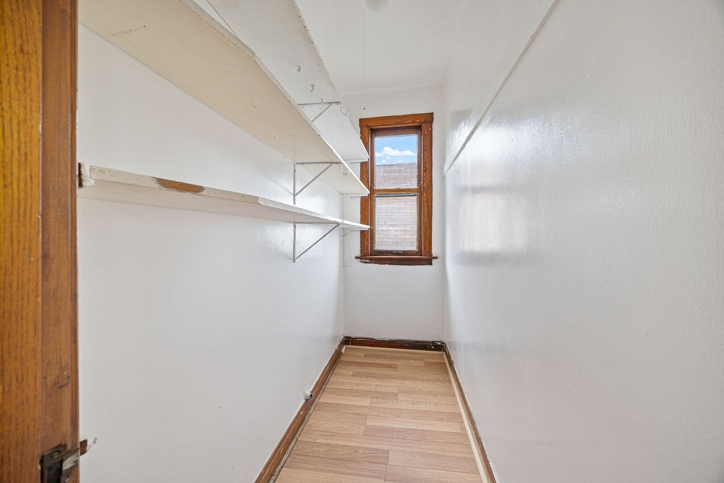 4749 S Keeler Avenue - Photo 9