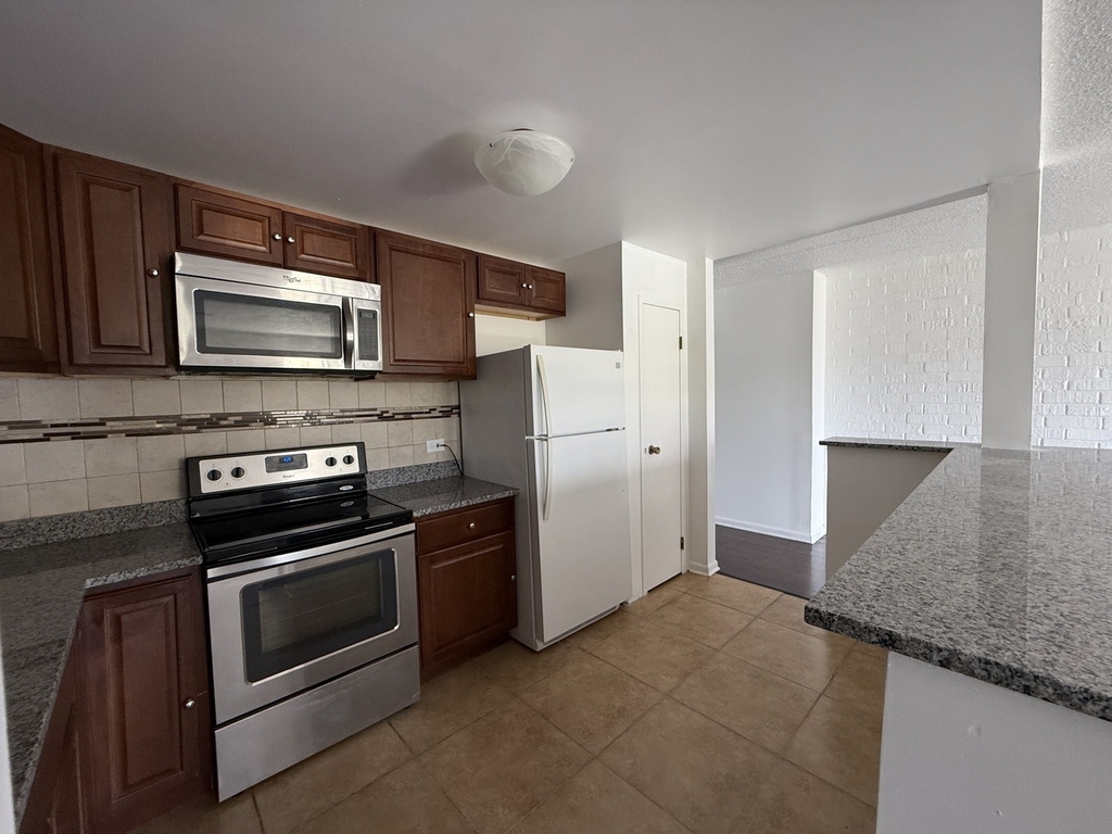 3220 Sanders Road - Photo 8