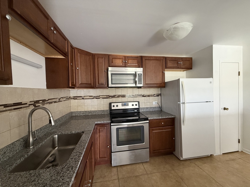 3220 Sanders Road - Photo 7