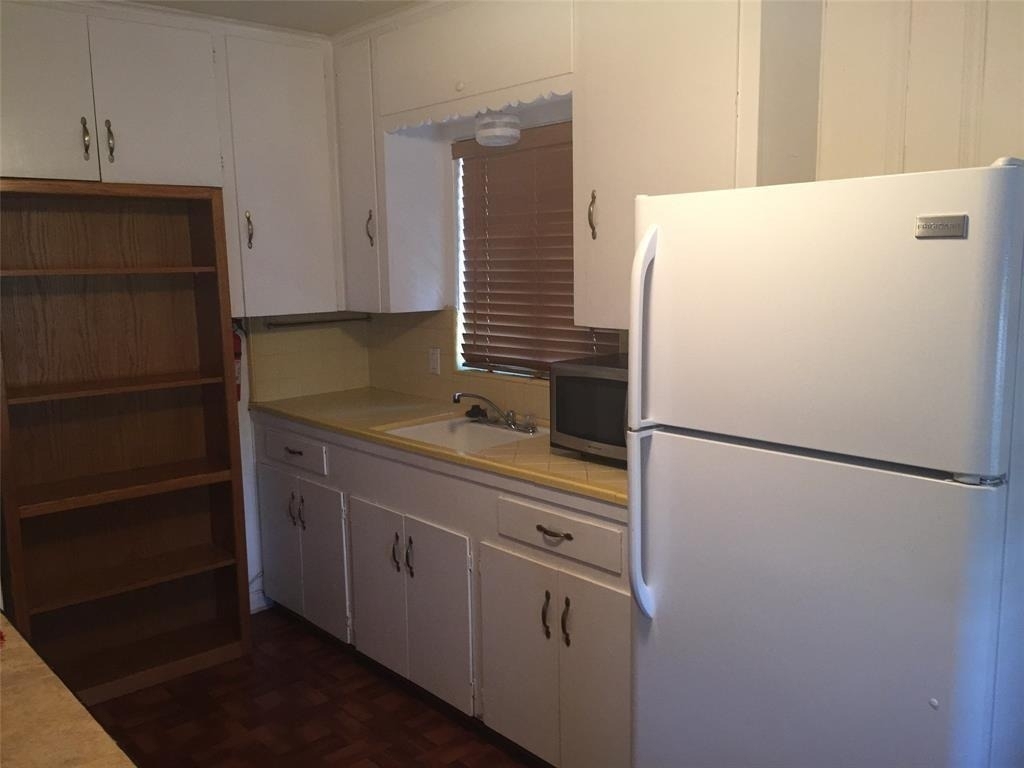 1526 Yale Street - Photo 1
