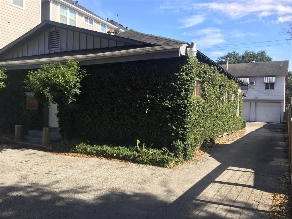 1526 Yale Street - Photo 4