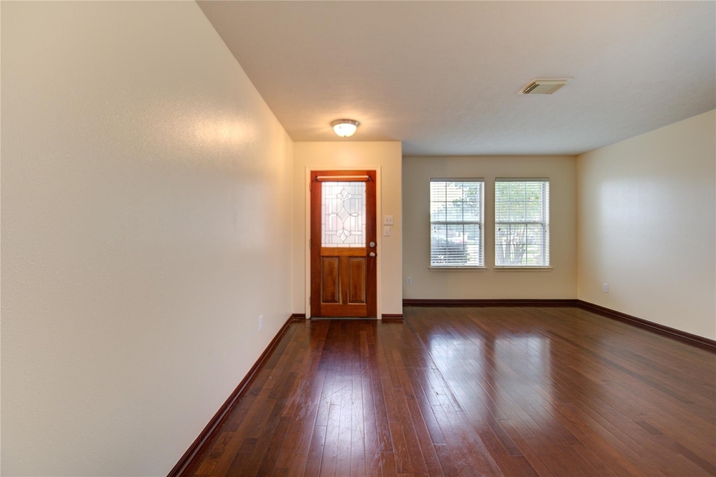 19130 Mission Fort Lane - Photo 3