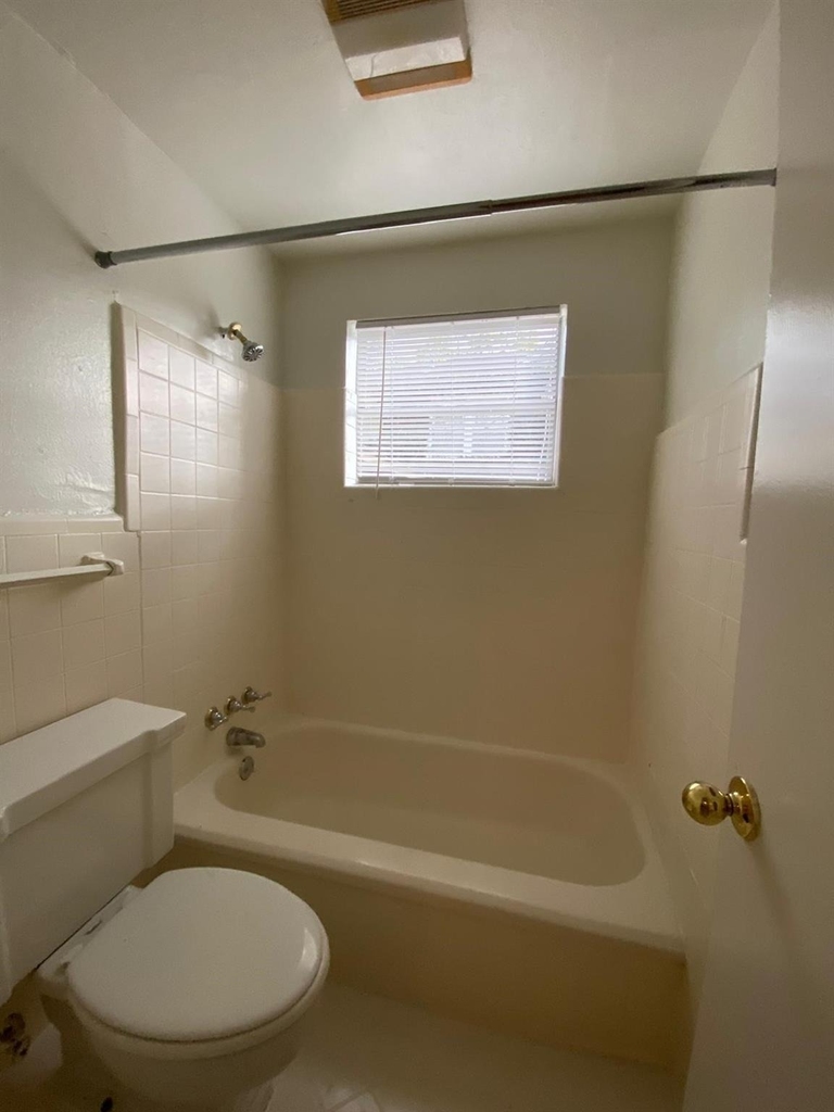 1909 Colquitt Street - Photo 14