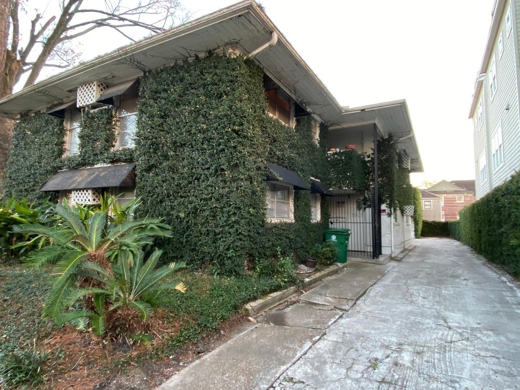 1909 Colquitt Street - Photo 0