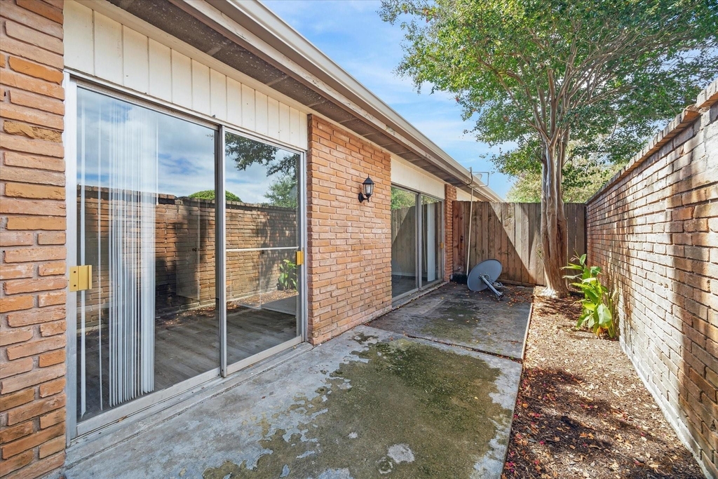 3259 Branard Street - Photo 9