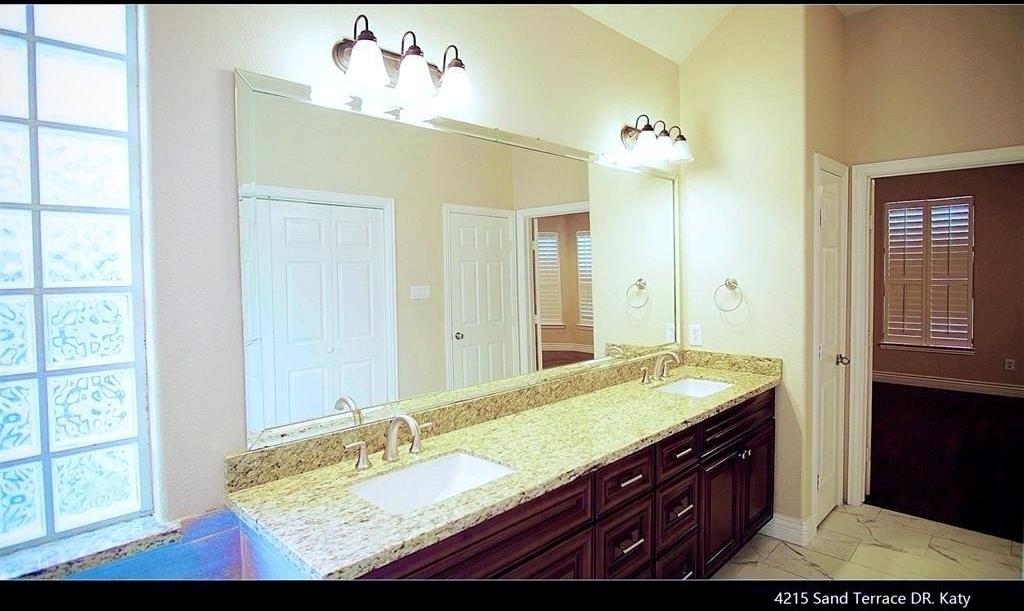 4215 Sand Terrace - Photo 18