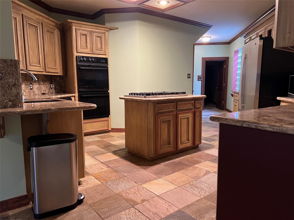 6983 Oakwood Park - Photo 9