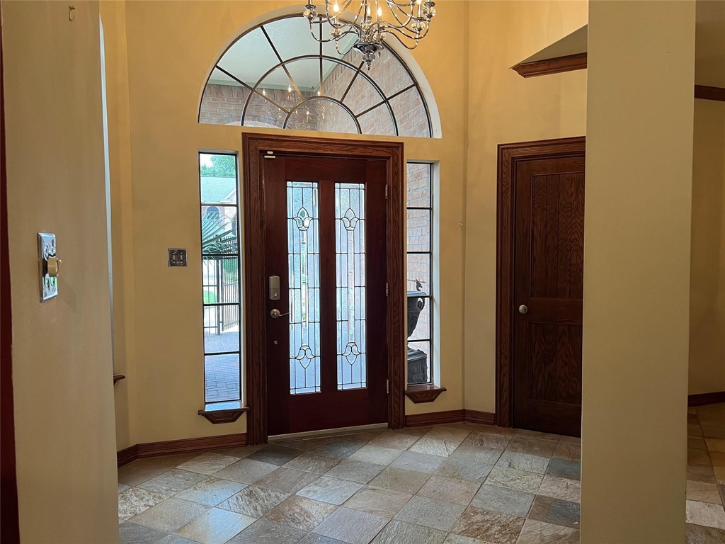 6983 Oakwood Park - Photo 2