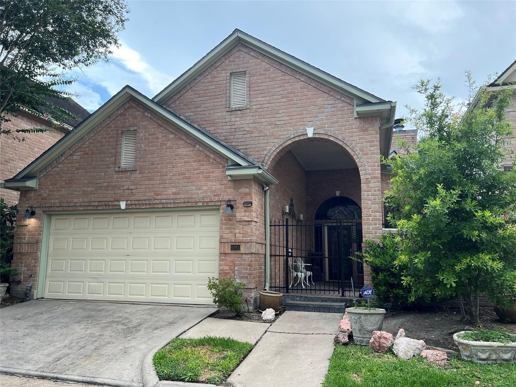 6983 Oakwood Park - Photo 0