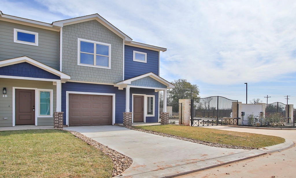 14010 Longstreet Road Road - Photo 2
